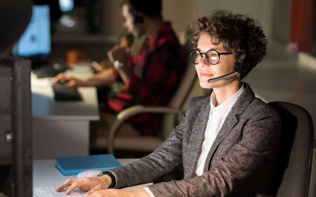 Maximizing Efficiency: A Guide to B2B Customer Service Outsourcing